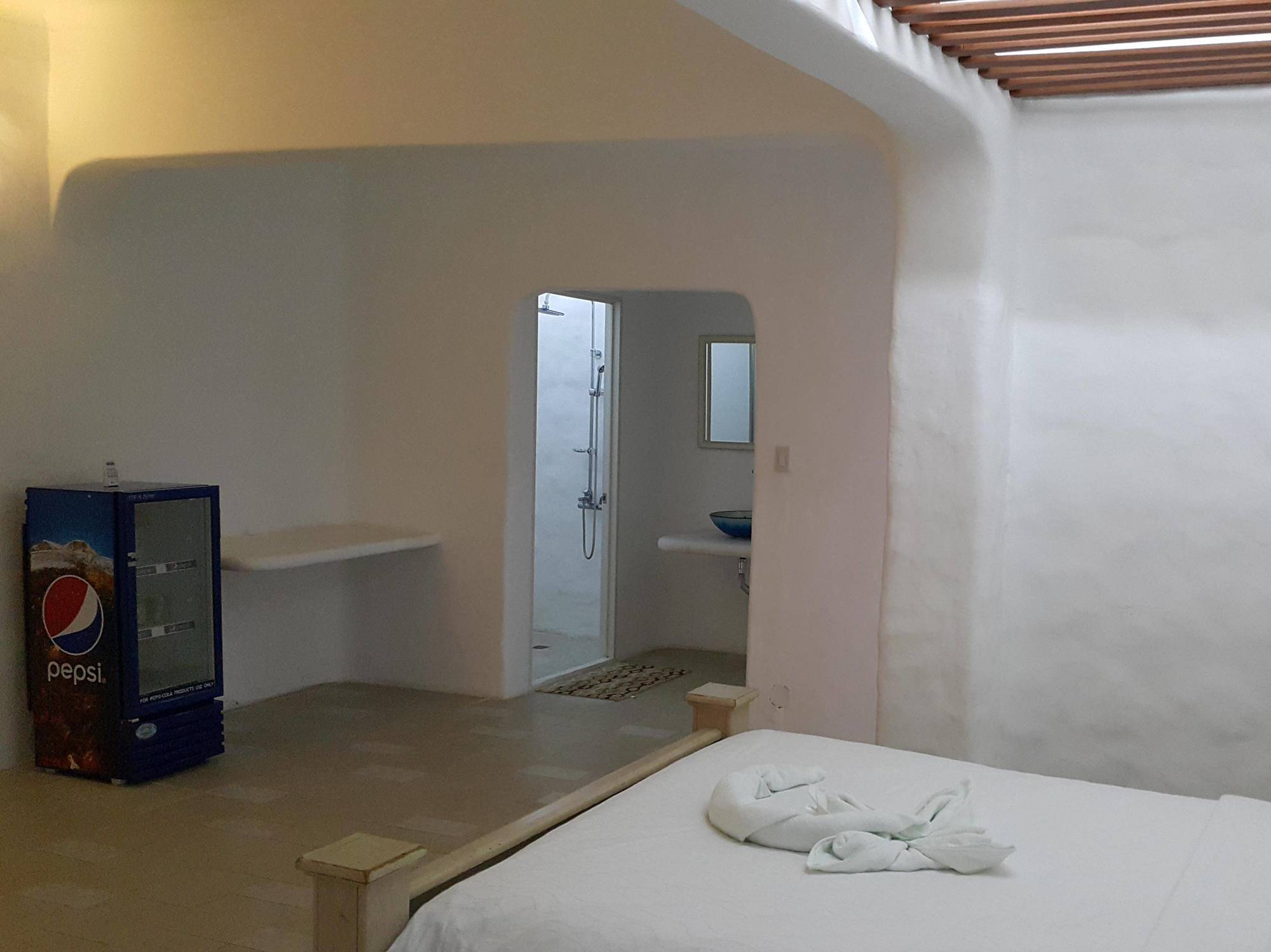 Blue Hotel And Resort Calamba  Exteriör bild